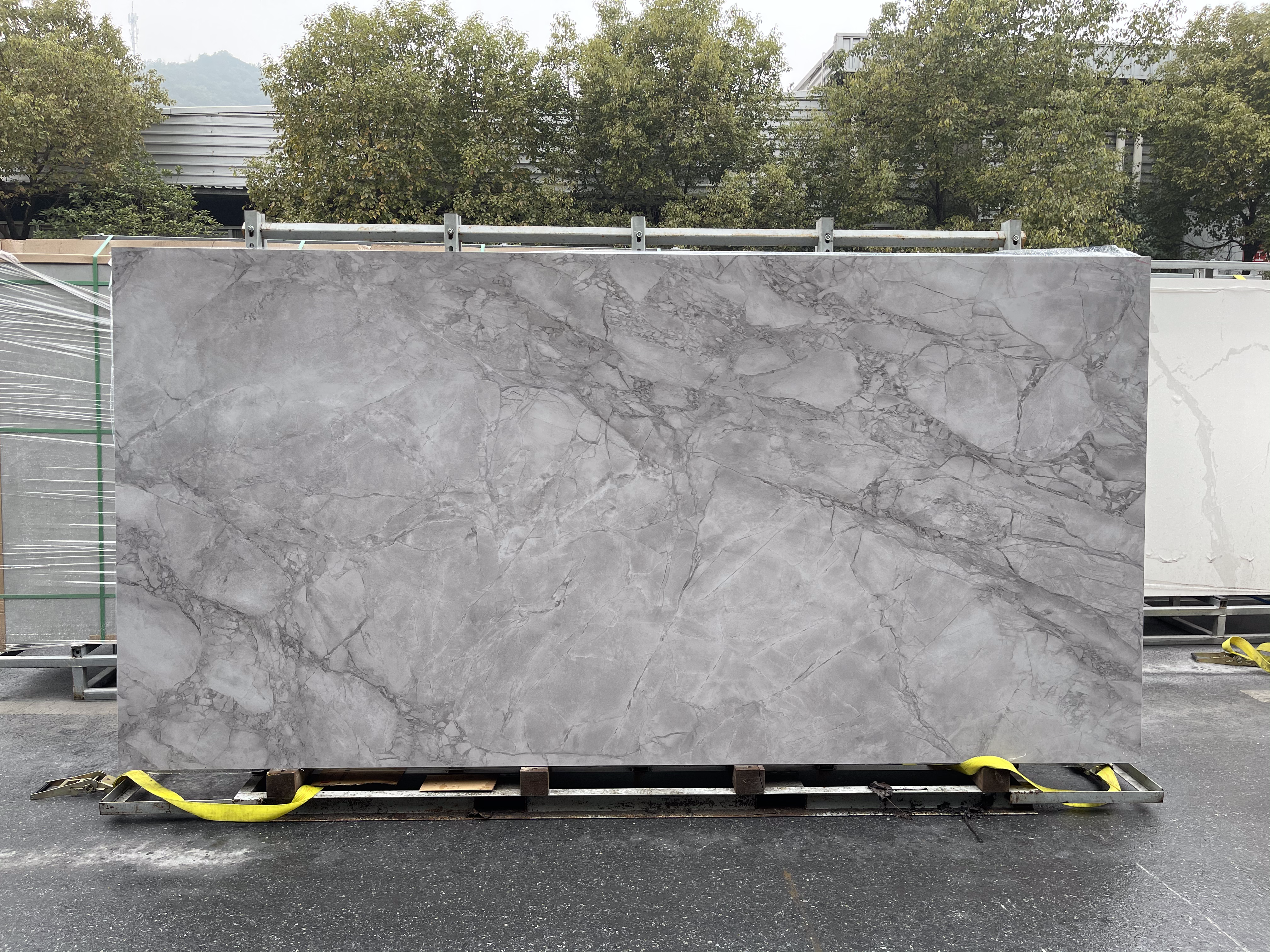 Placa de Piedra Tecnologica Carrara Grey